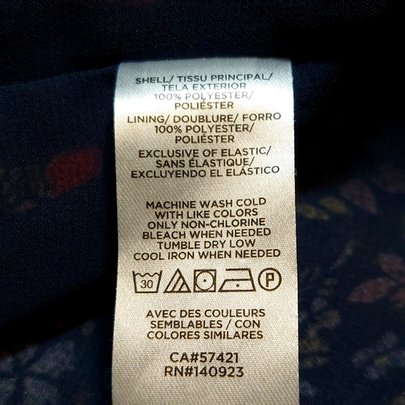 LOFT smocked-yoke floral chiffon top, size XS - Picture 6 of 6